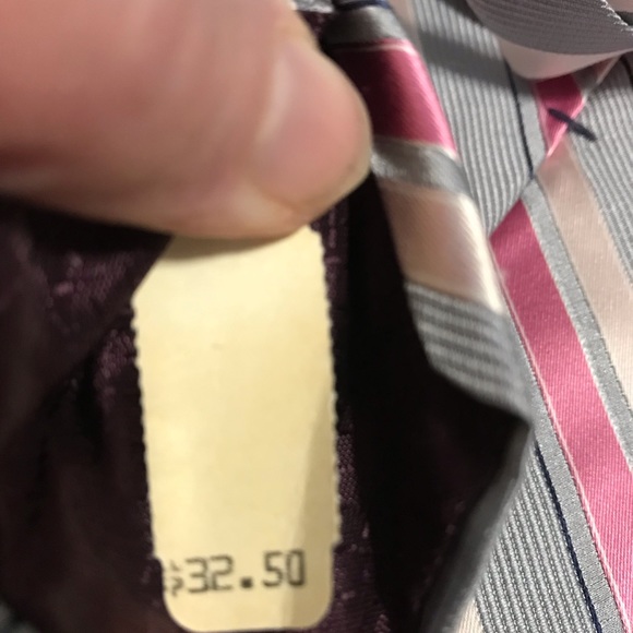 Jones New York Wide Tie Vintage Imported Silk Pink/Grey Stripes Exc Condition - Picture 4 of 5